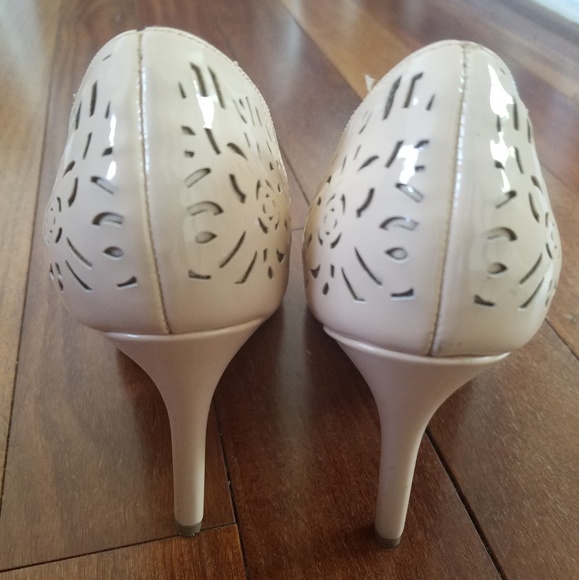 Shoes - Picture 2 of 2